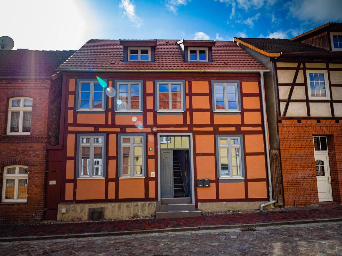 Swebenhus Unnern - Appartement Mit Charme Plau am See Exterior foto